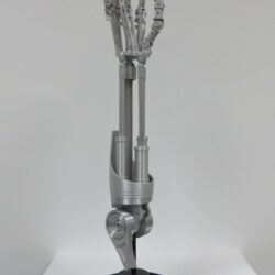 Brazo Terminator T-800